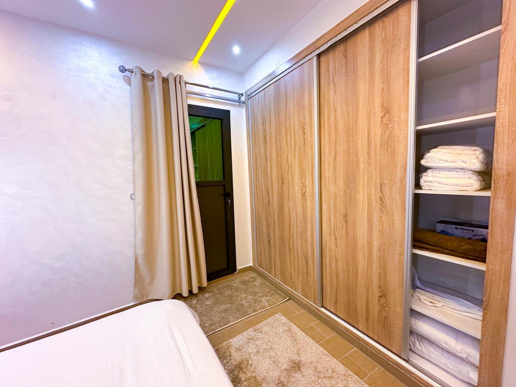 Veluxa - Luxury Holiday Homes - Centric Flat แทนเจียร์ ภายนอก รูปภาพ