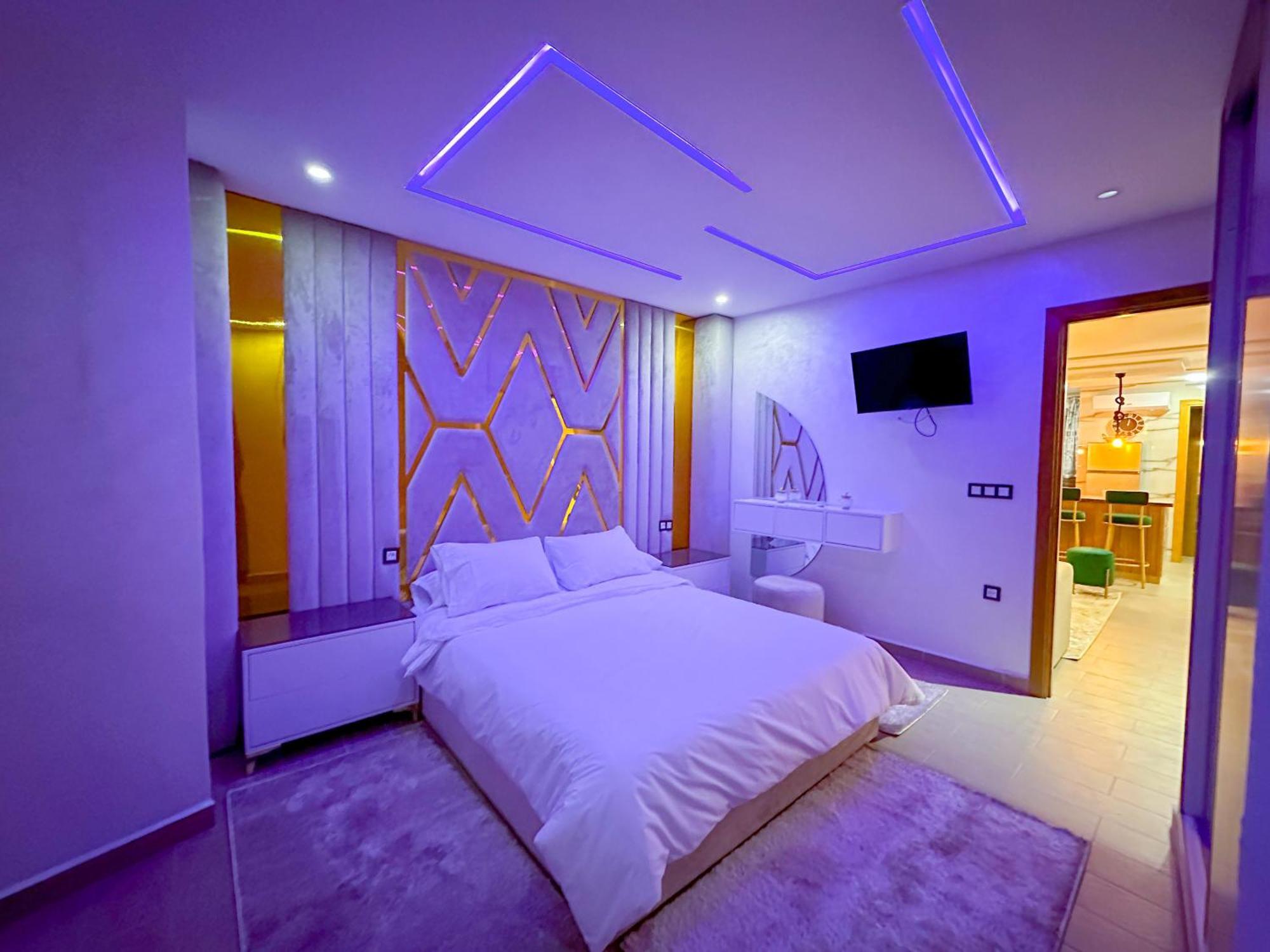 Veluxa - Luxury Holiday Homes - Centric Flat แทนเจียร์ ภายนอก รูปภาพ