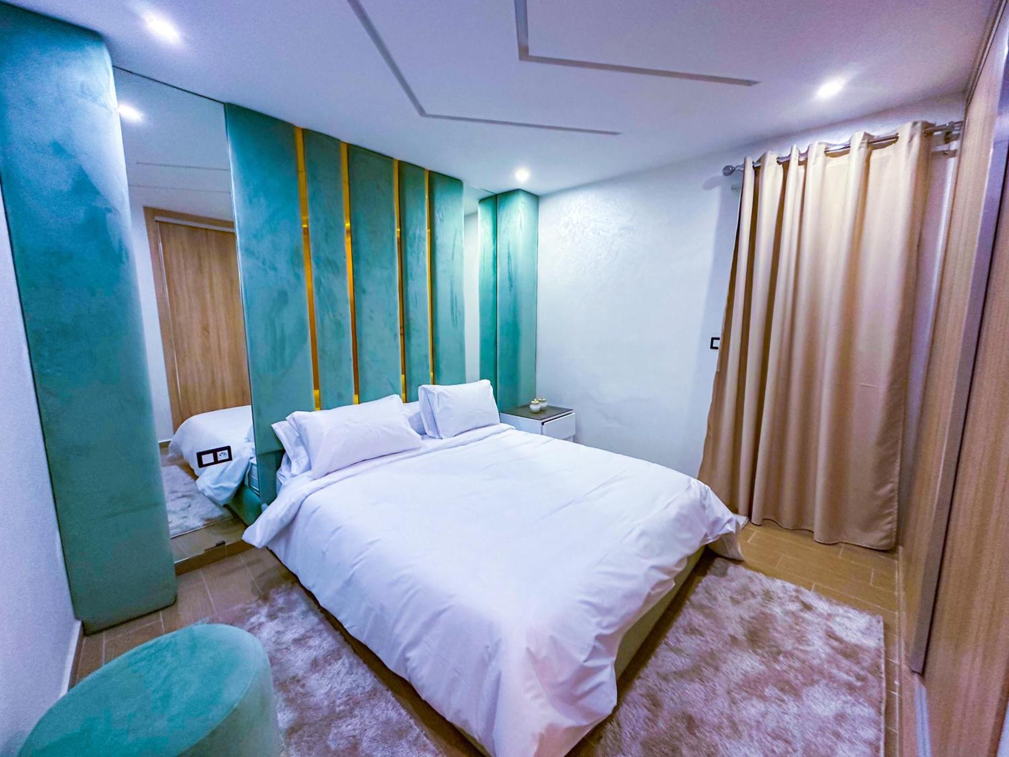 Veluxa - Luxury Holiday Homes - Centric Flat แทนเจียร์ ภายนอก รูปภาพ