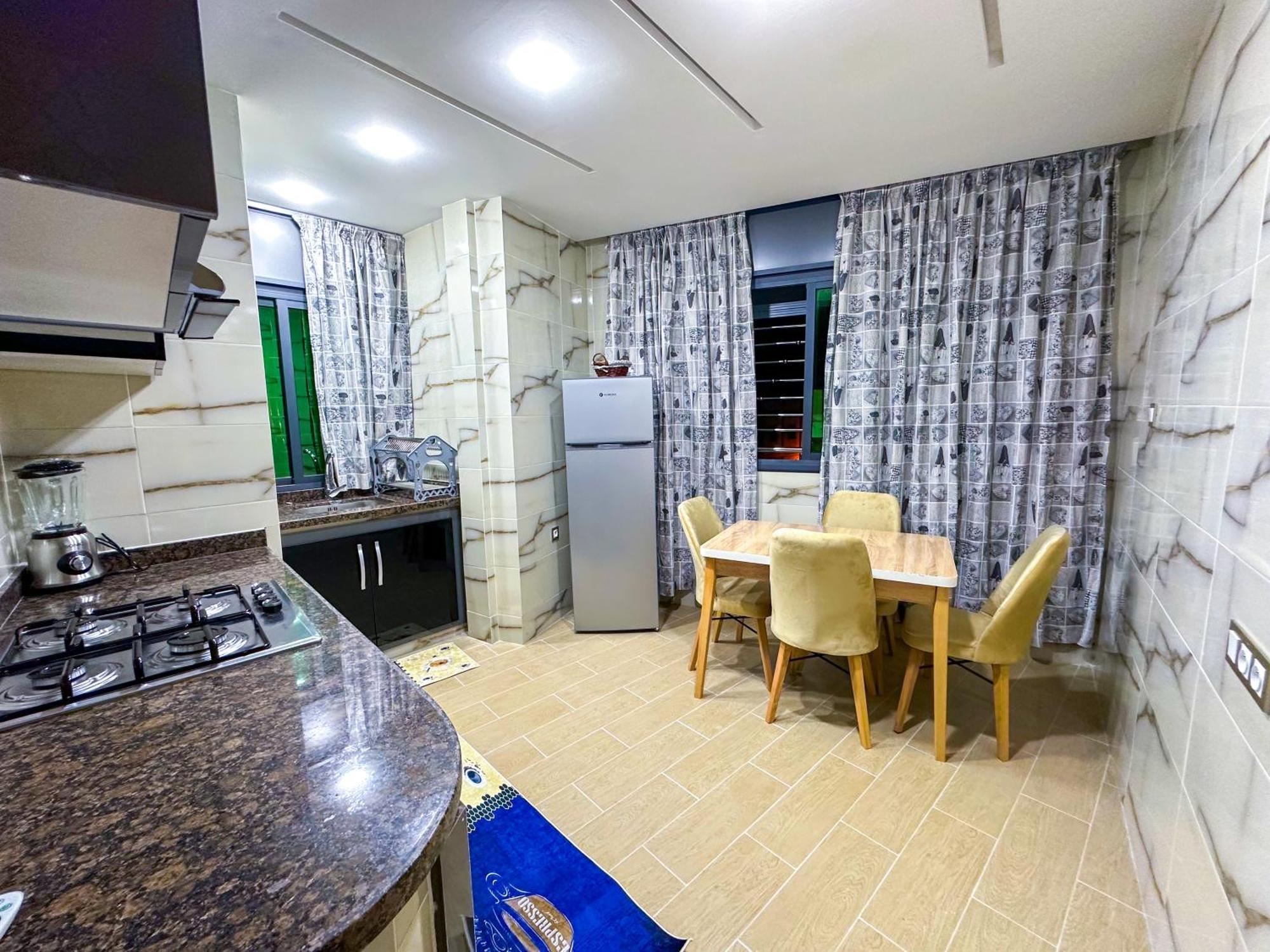 Veluxa - Luxury Holiday Homes - Centric Flat แทนเจียร์ ห้อง รูปภาพ